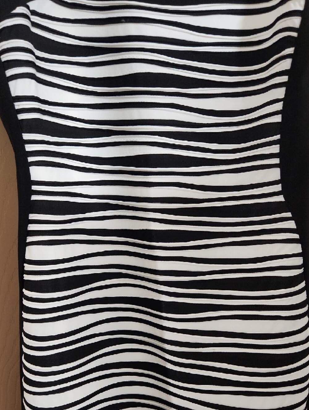 Joseph Ribkoff One-Shoulder Black & White Zebra-Stripe Sheath Dress Sz 12 - Picture 7 of 14